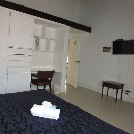 Casa De Huespedes Shalom Victoria Guest House Bogota Exterior photo