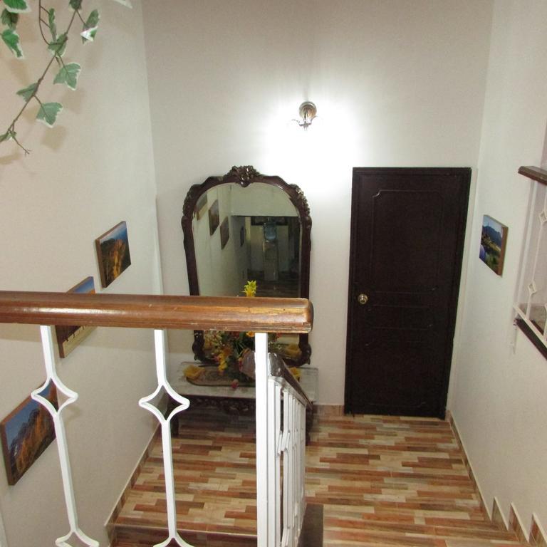 Casa De Huespedes Shalom Victoria Guest House Bogota Exterior photo